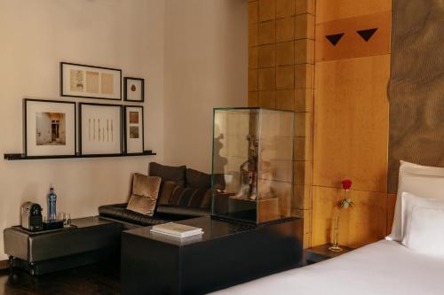 Executive Double or Twin Room image 4