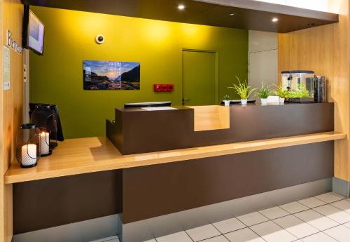 B&B Hôtel Grenoble Centre Alpexpo - image 10