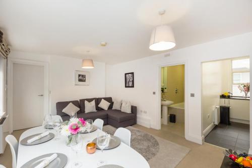 Picton apartment - image 7