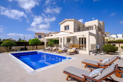 Cielo Luxury Villa by Nomads - Walk to Coral Bay, Pegeia (fotografie 5)