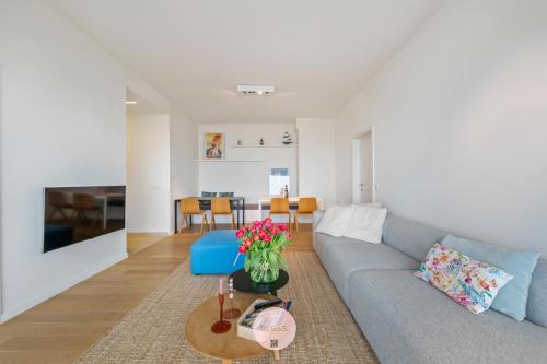 Osean by BLOSS luxe appartement met frontaal zeezicht, binnenzwembad en parking, Middelkerke (photo 7)