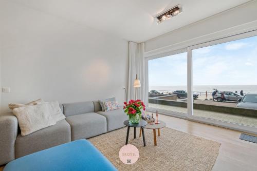Osean by BLOSS luxe appartement met frontaal zeezicht, binnenzwembad en parking, Middelkerke (photo 5)