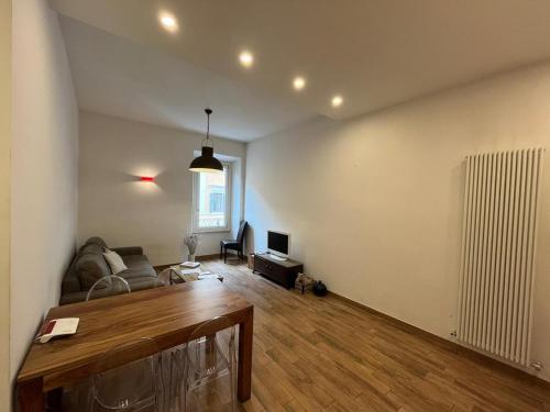 La Dolce Vita - Luxury Colosseum Boutique Apartment, Roma (foto 7)