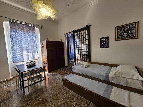 GENTE DI MARE APARTMENT - Palazzo Gropallo, Genova Brignole, Genova (foto 10)
