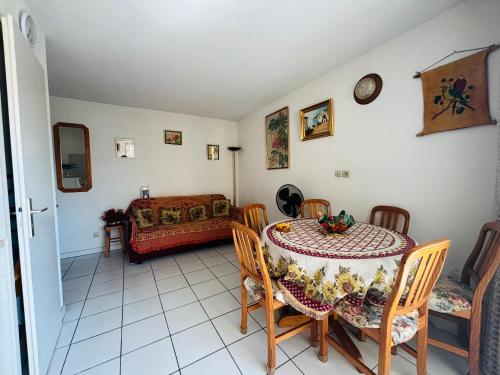 Argelès : Appartement T2 avec loggia piscine et parking privé - FR-1-309-499 - image 2