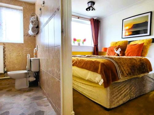 Small Standard Double Room image 4