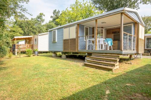 . Camping des Salines