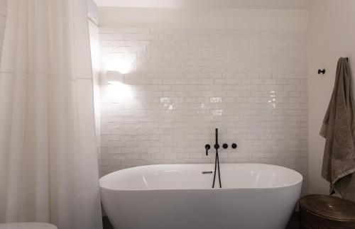 Contemporary Apartment Avenida da Liberdade, Lisbon (photo 9)