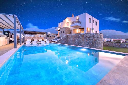 Grey Grand Villa Private Pool gîte à louer Asprouliánoi