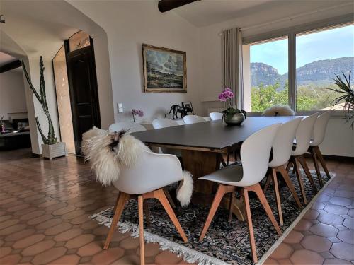 Superbe villa vue et emplacement exceptionne Superbe villa vue et emplacement exceptionne