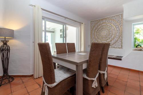 設施, Casa Colly in 卡沃埃魯城中心