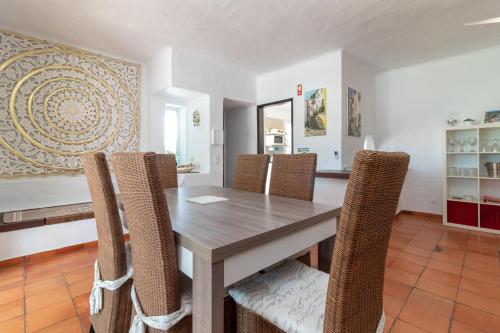 設施, Casa Colly in 卡沃埃魯城中心