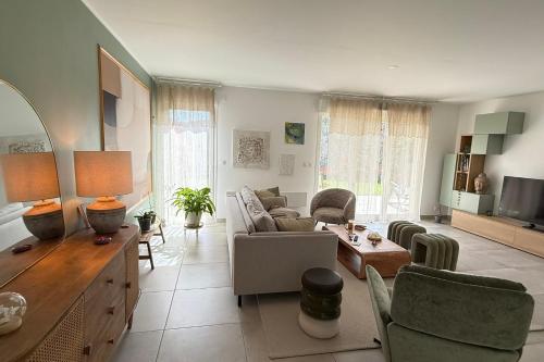 Cosy flat - Garden - Swimming pool, Valbonne (foto 10)