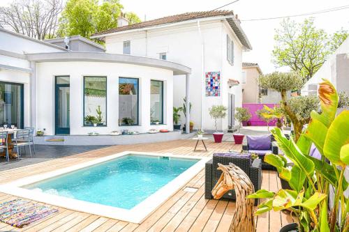 La Luminy - Villa moderne avec piscine et parking