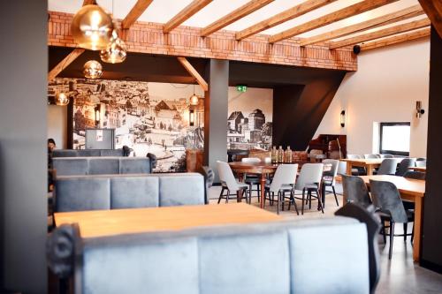 Zajazd Kasztelański (Zajazd Kasztelanski) in บุดซิสโตโว