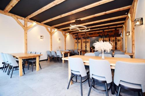 Zajazd Kasztelański (Zajazd Kasztelanski) in บุดซิสโตโว