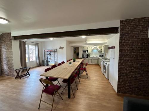 Maison de ville pour groupe, très proche du château de Villandry (Maison de ville pour groupe, tres proche du chateau de Villandry) in วิลองดรี