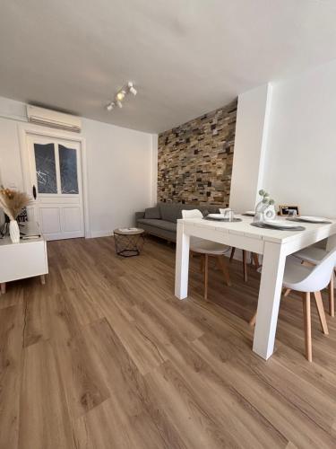 Apartamento VM junto al Parque Tecnologico de Andalucia in Maqueda