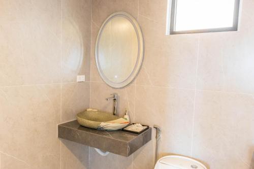 Suite with Mountain View image 9