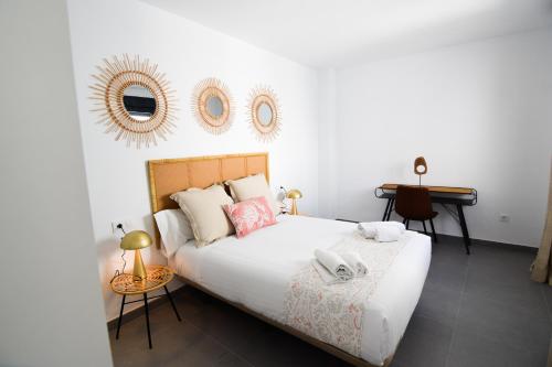 One-Bedroom Apartment image 8