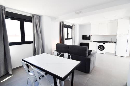 One-Bedroom Apartment room in Letmalaga Study Stay
