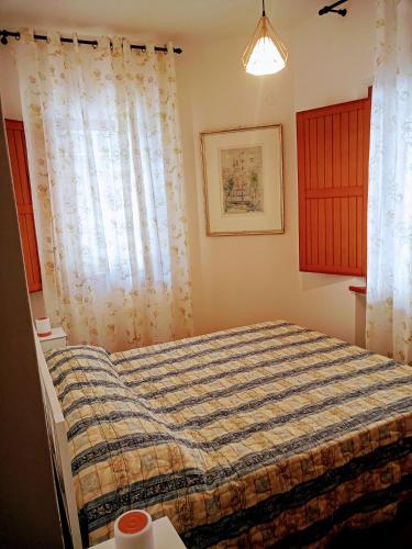 Appartamento in Villa Iris, con Patio ad Uso Esclusivo, Parcheggio Privato in Giardino, in Centro Città