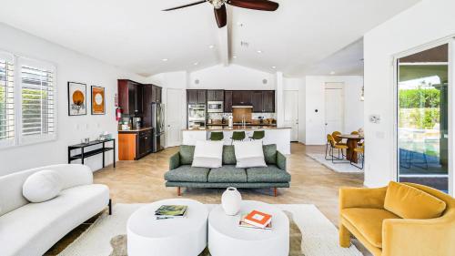 Getaway to Relaxation with Private Pool and Spa in Palm Springs, USA