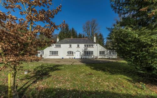 Hotelli välisilme, Finest Retreats - White House Retreat in Aberchirder