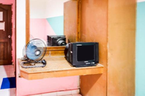 room detail thumbnail 2
