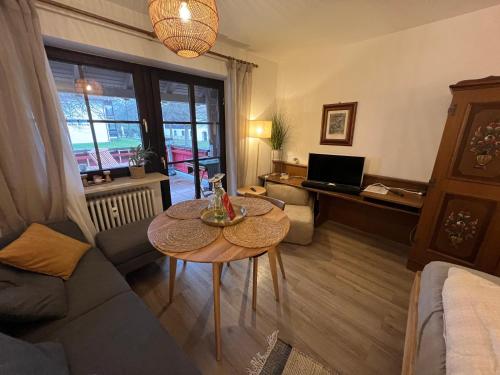 Fewo mit toller Dachterrasse & Bademantelgang zur Wohlfühltherme im neuen Stil, Bad Griesbach (photo 9)