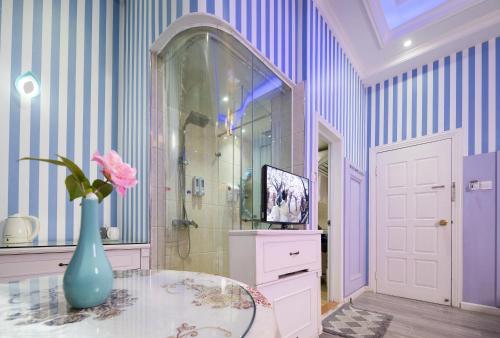 Triple Room image 3