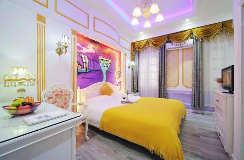 Gulangyu Yuanzhongyuan Homestay - image 5