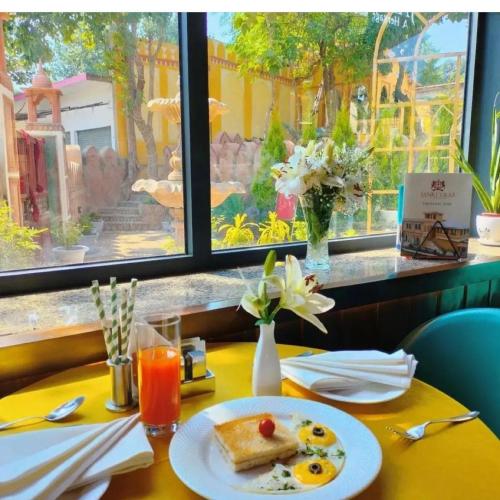 Janki Vilas in اورشا