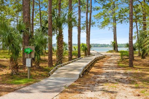 1740 Bluff Villa 1740 Bluff Villa