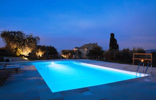 Swimming pool, I Sassi Di San Giuseppe in Montegiorgio