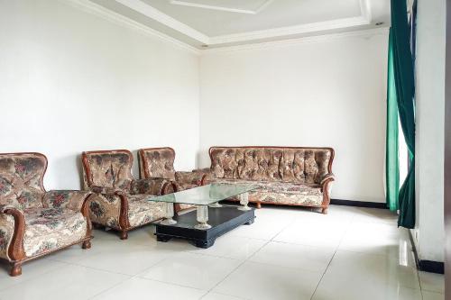. Hotel O Lima Dara