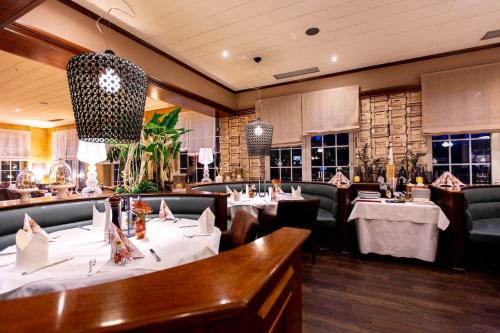 餐廳, 克朗可柏城市酒店 (Korbstadthotel Krone) in 利希滕費爾斯