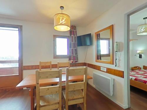 Appartement 5 pers, parking, Plagne Soleil - FR-1-351-198 in La Plagne
