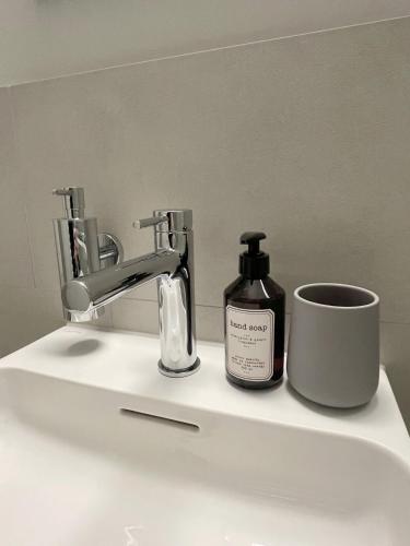 2 rooms apartment in district 4, Curych (fotografie 9)