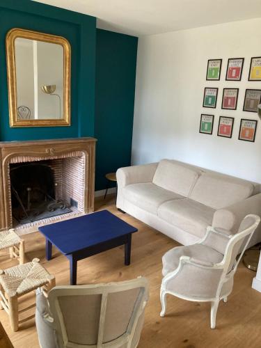 Villa Fourtonballion between Sea and Forest in Lanton