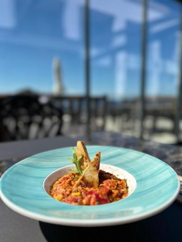 Vivid Blue Serenity Resort