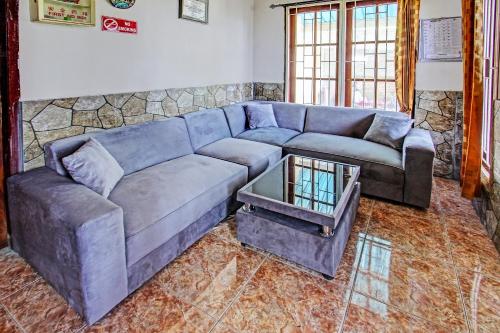 Лоби, Hotel O Archi Homestay in Labulia