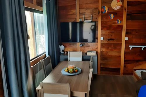 Facilities, Sobrado Belo Campeche , a poucos passos da Praia in Morro das Pedras