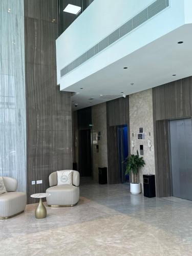 Comfortable apartment with a sense of hotel in Madinat Zayid