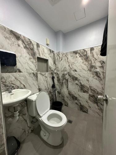 K and R Apartment Fully-furnished Studio Room in Carcar City