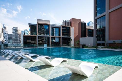 New Build Luxury with Burj View at Peninsula 5, Business Bay, Dubaï