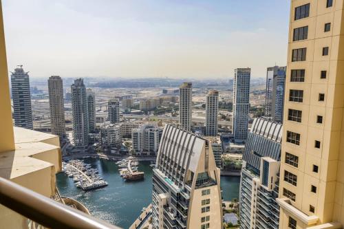 Short Stay Apartment Shams 1 Jumeirah Beach Residence 2 Bed Sleeps 6 - DVH HOLIDAY HOMES, Дубай (фото 5)