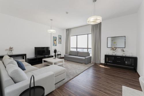 Short Stay Apartment Shams 1 Jumeirah Beach Residence 2 Bed Sleeps 6 - DVH HOLIDAY HOMES, Дубай (фото 9)