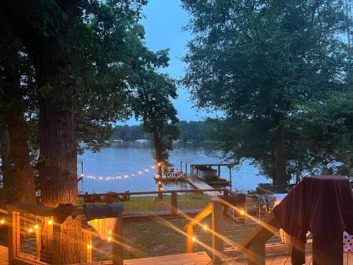 Cozy Lakehouse in Mineola (TX)
