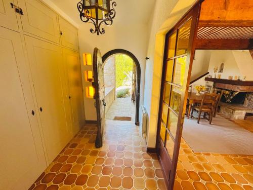 Bejárat, Maison Domaine privé de Port d 'Alon (Maison Domaine prive de Port d 'Alon) in Le Jas des Amandiers